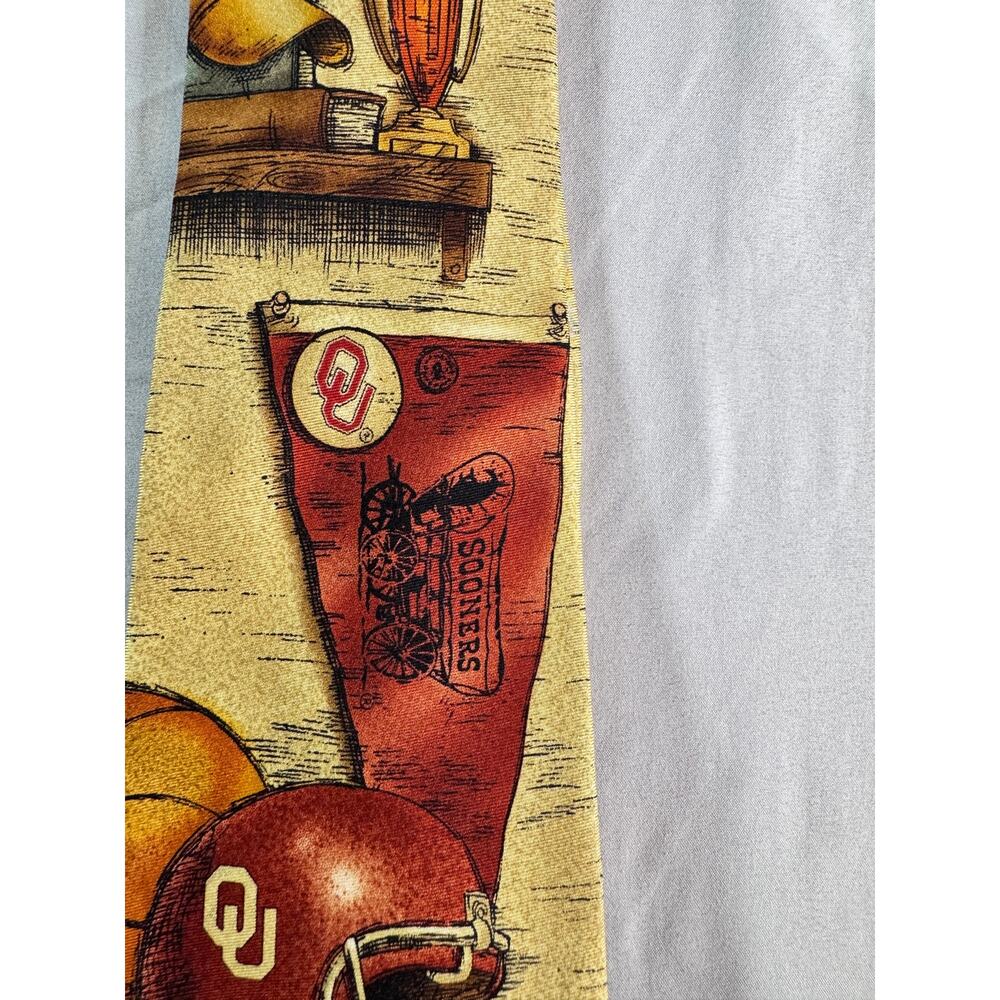 Oklahoma Sooners OU Eagles Wings Silk Tie Football NCAA Vintage Style Necktie - Picture 3 of 9